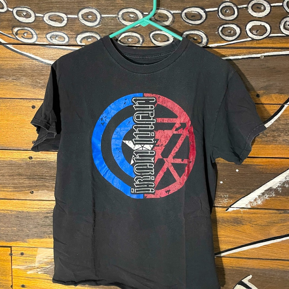 Captain America & Iron Man tee shirt